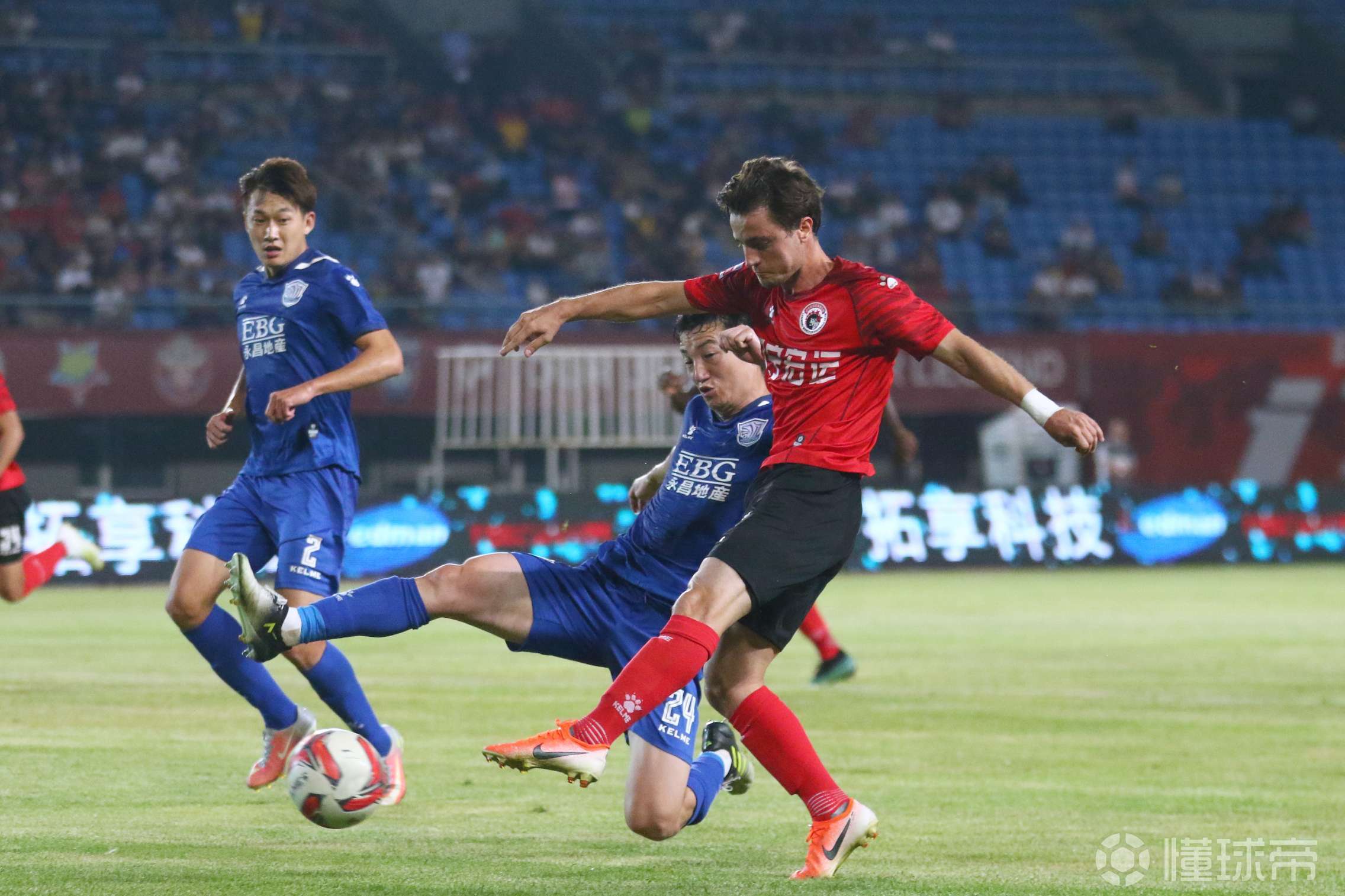 索肖主场大胜，一鼓作气稳居积分榜前列