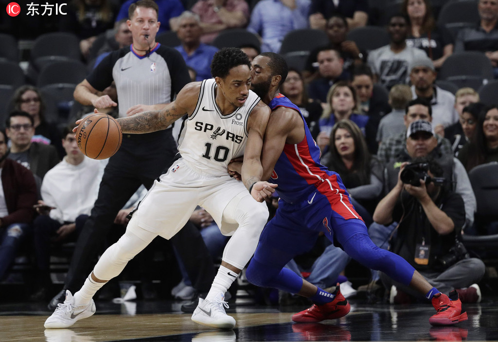 博尔特跑出惊人8秒79