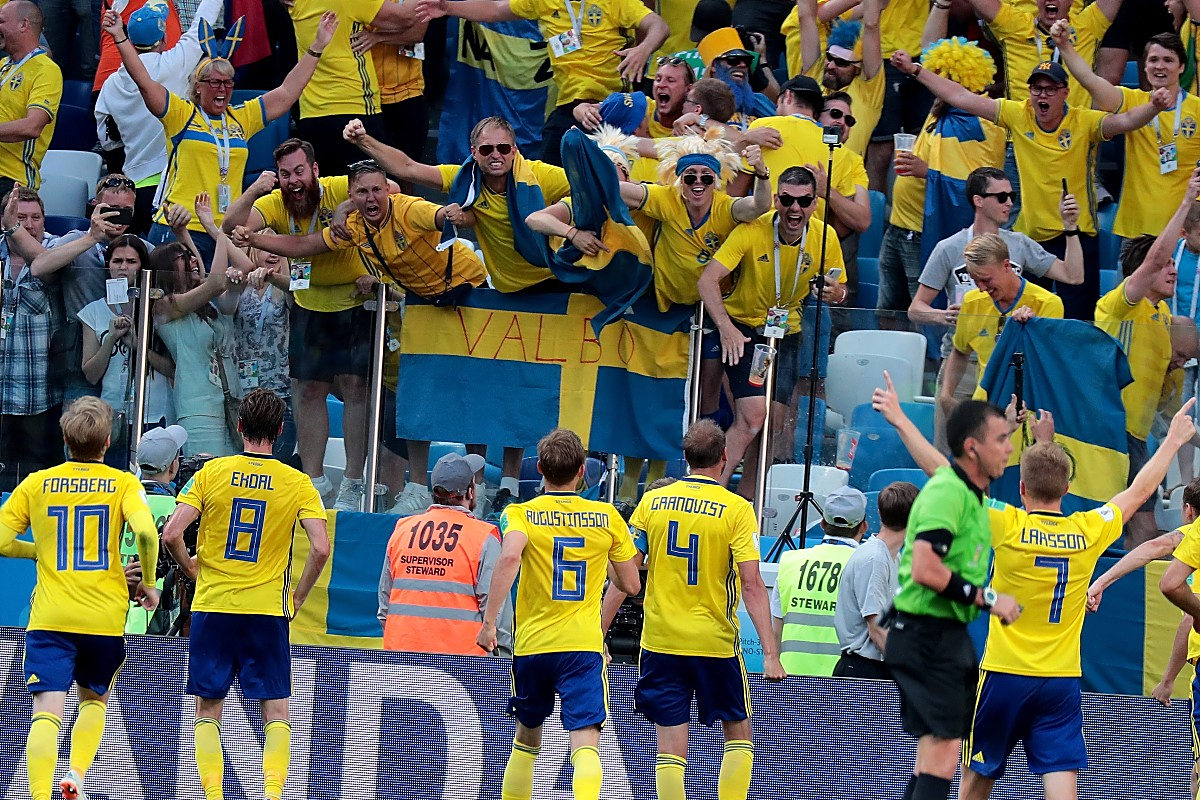 壹号娱乐-马德里竞技赢得关键胜利，稳坐联赛前列(马德里竞技队的门将)