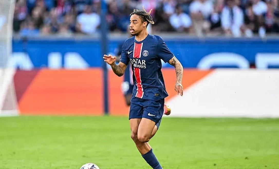 壹号娱乐APP-雷神艾尼路帅气图片