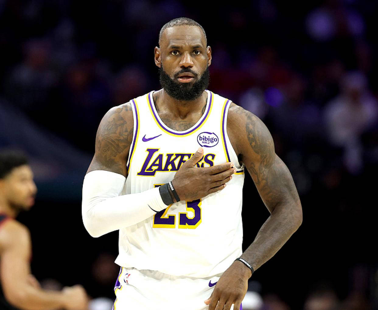 壹号娱乐-詹姆斯领军力克对手，球队重返胜利轨道的简单介绍