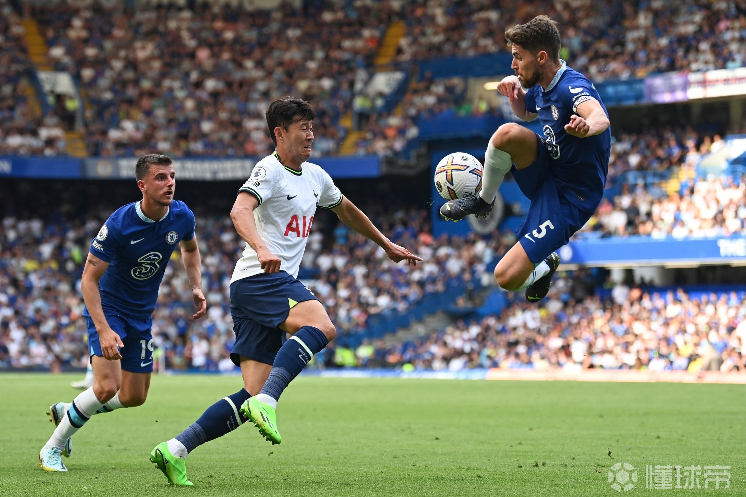 壹号娱乐APP-五次射门三球入网，强队毫不留情取胜